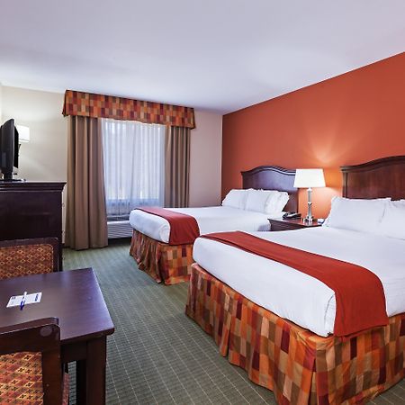 Holiday Inn Express Hotel & Suites Henderson - Traffic Star By Ihg מראה חיצוני תמונה
