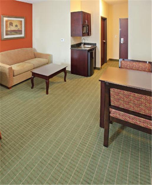 Holiday Inn Express Hotel & Suites Henderson - Traffic Star By Ihg מראה חיצוני תמונה