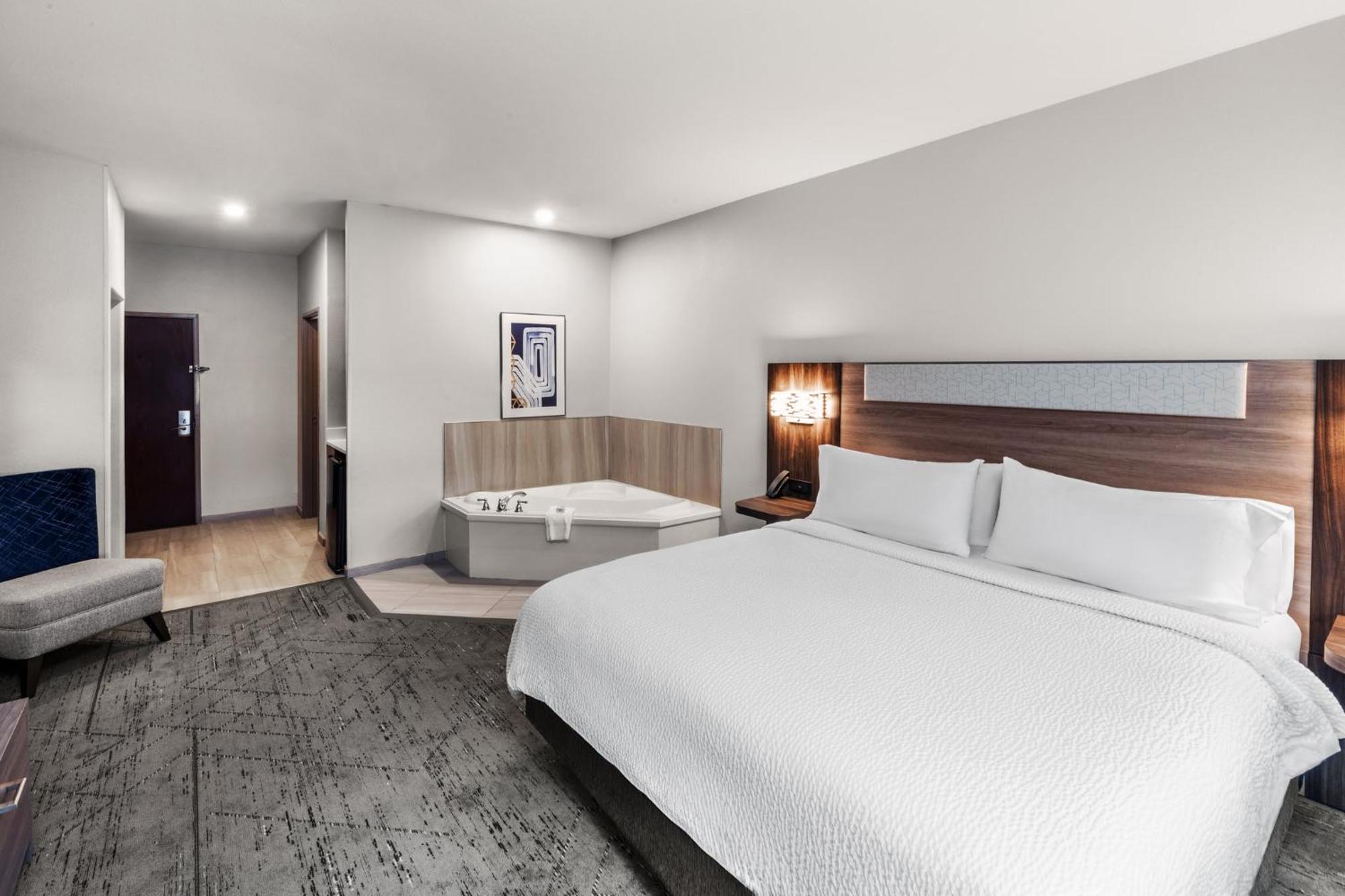 Holiday Inn Express Hotel & Suites Henderson - Traffic Star By Ihg מראה חיצוני תמונה